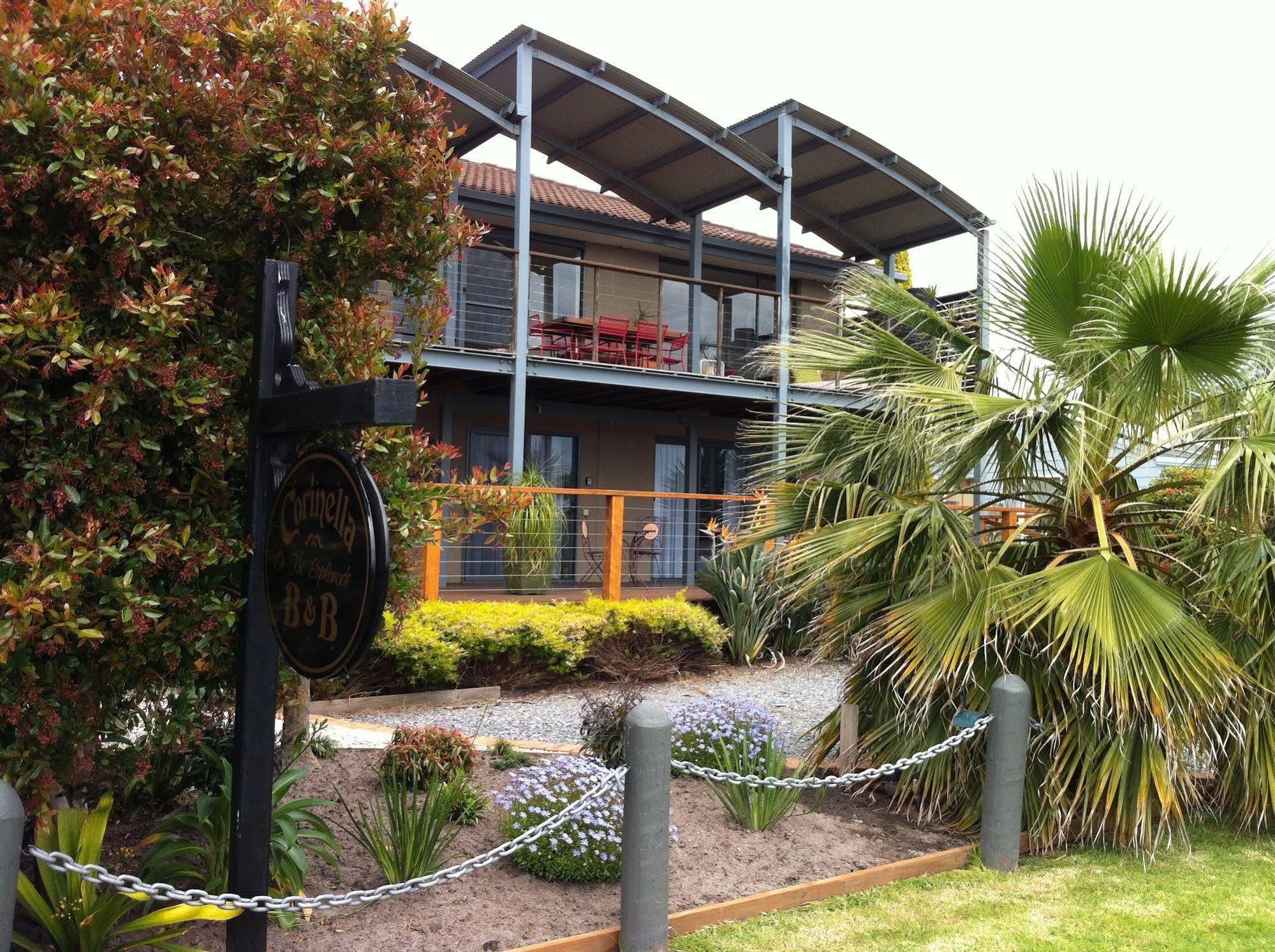 Corinella On The Esplanade Bed & Breakfast Exterior photo