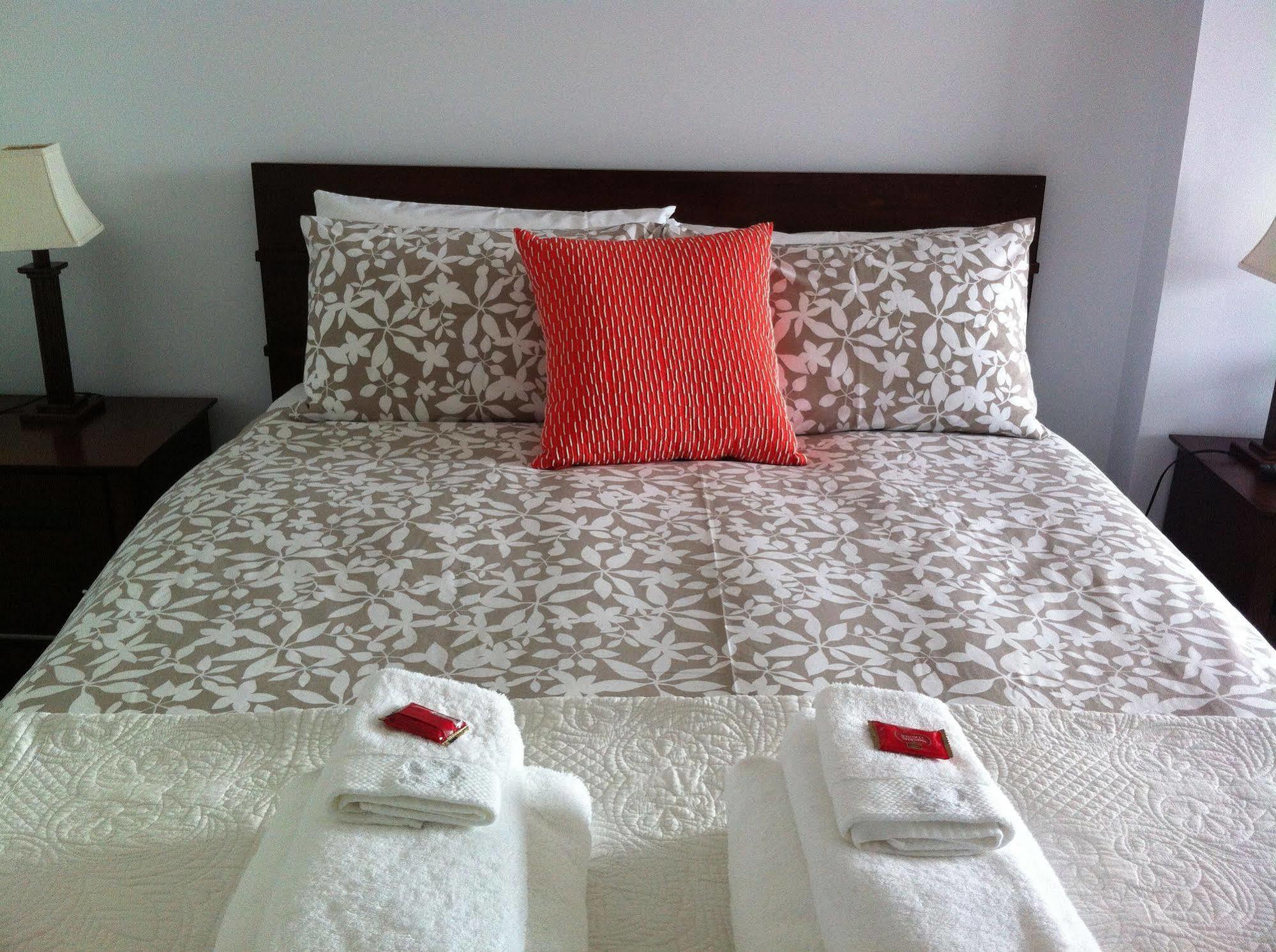 Corinella On The Esplanade Bed & Breakfast Exterior photo