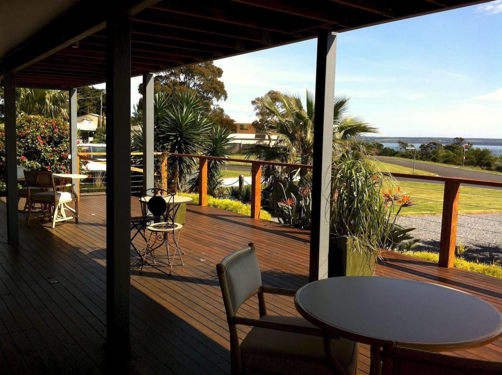 Corinella On The Esplanade Bed & Breakfast Exterior photo